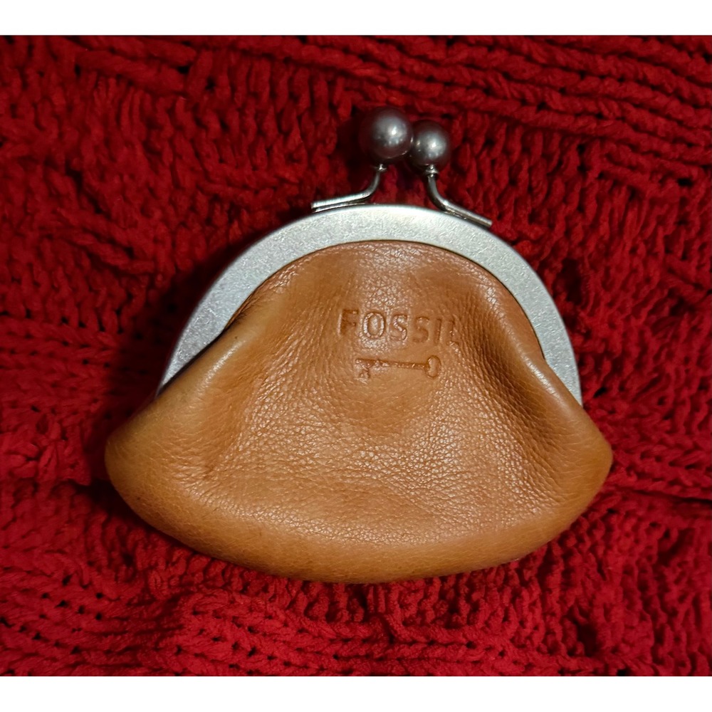 Fossil Tan Leather Kiss Lock Coin Purse Vintage Style Studded Pouch Small Wallet